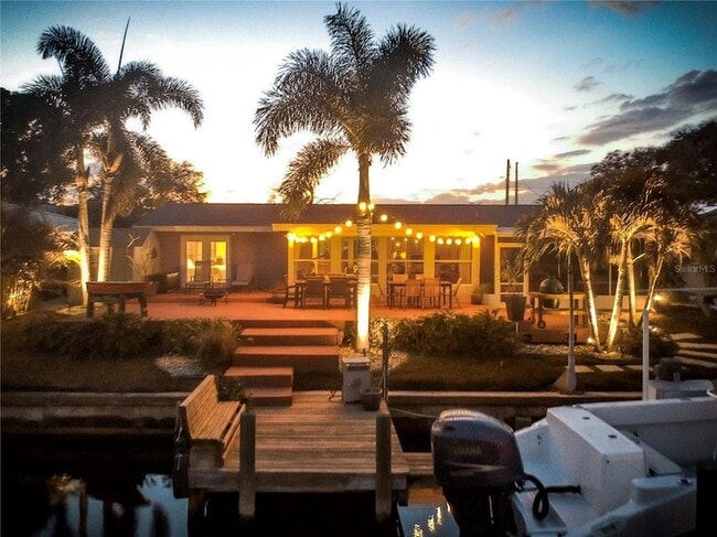 Building Photo - 4165 13th Ln NE