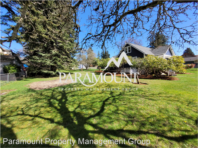 Building Photo - 3 br, 1 bath House - 11028 NE West Kingsto...