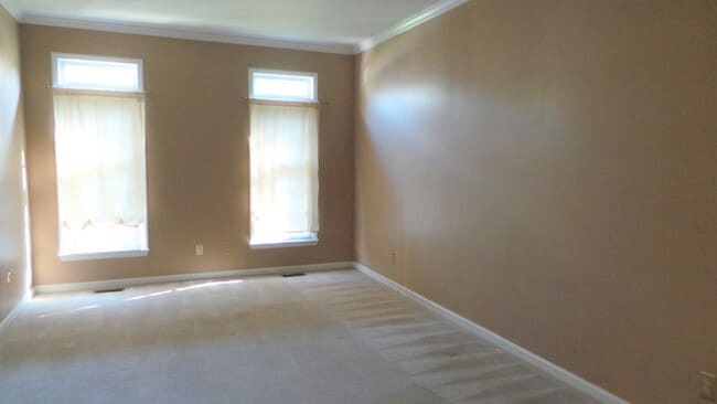 Building Photo - ~~ Charming Cape Cod ~~