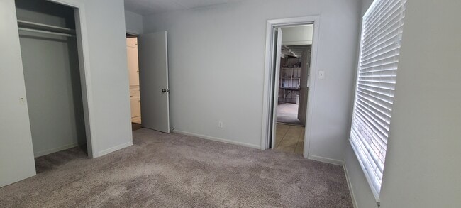 Building Photo - 7711 Lazy Ln