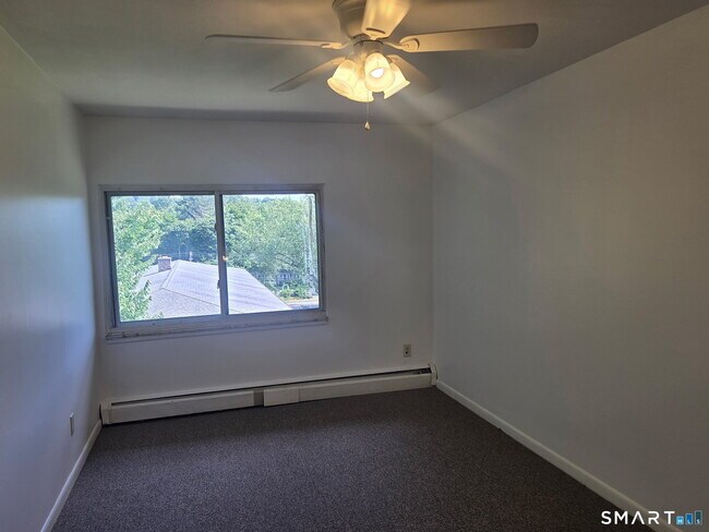 Building Photo - 36 Sigwin Dr