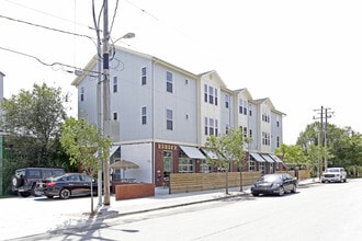 Building Photo - AMPM LLC