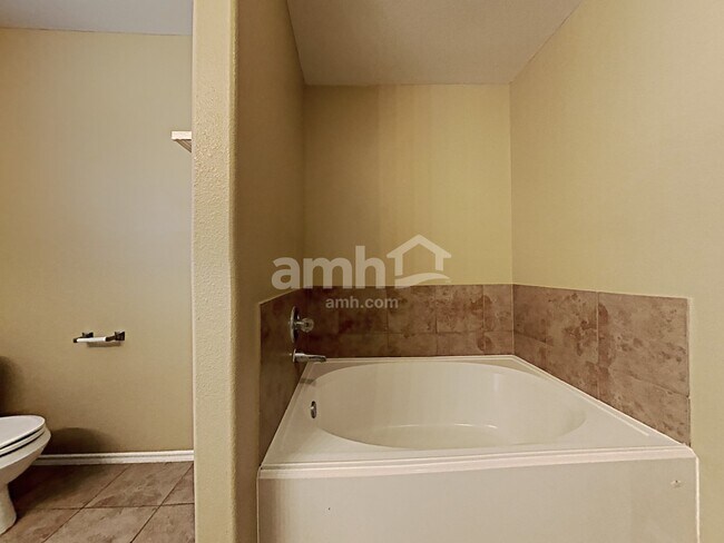 Building Photo - 503 Pine Cluster Ct