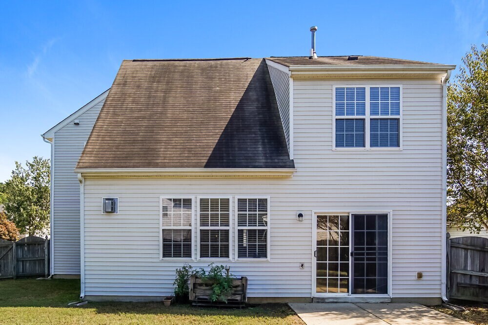 Building Photo - 1017 Dewberry Ct