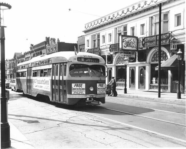 Building Photo - 1019 N Skinker Pkwy