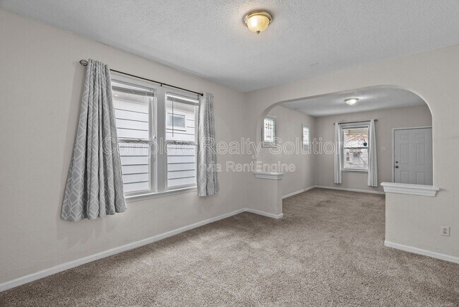 Building Photo - 4152 Wilmington Ave