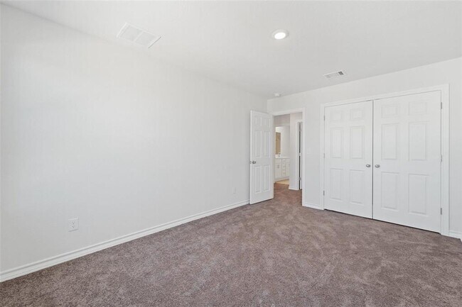 Building Photo - 4908 Plum Peach Bend