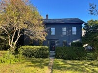 Building Photo - Charming 5-Bedroom 3.5 bath Home for Rent ...