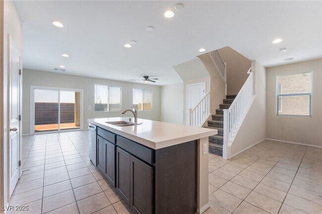 Building Photo - 4756 Cactus Sun Ln