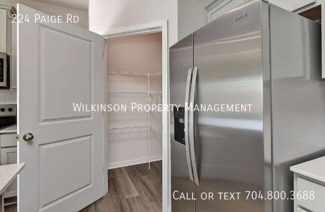 Building Photo - 224 Paige Rd