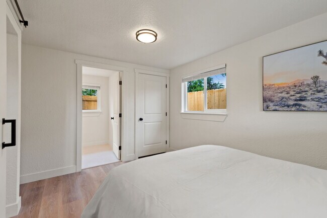 Primary Bedroom (walk-in closet) - 123 2nd St SE