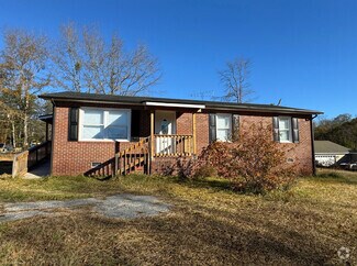 Building Photo - 421 sharpe st woodruff sc