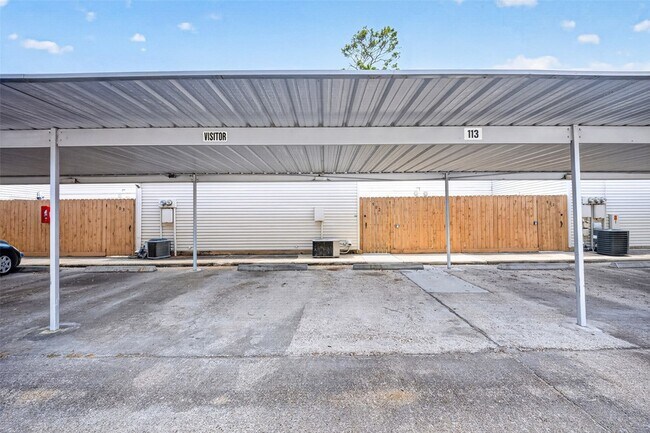Building Photo - 6401 Deihl Rd