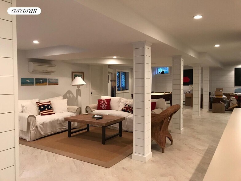 Building Photo - 151 Northside Dr