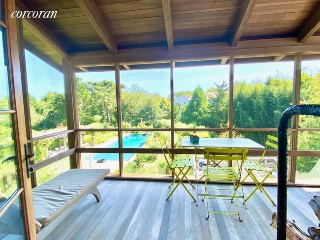 Building Photo - 132 S Briar Patch Rd