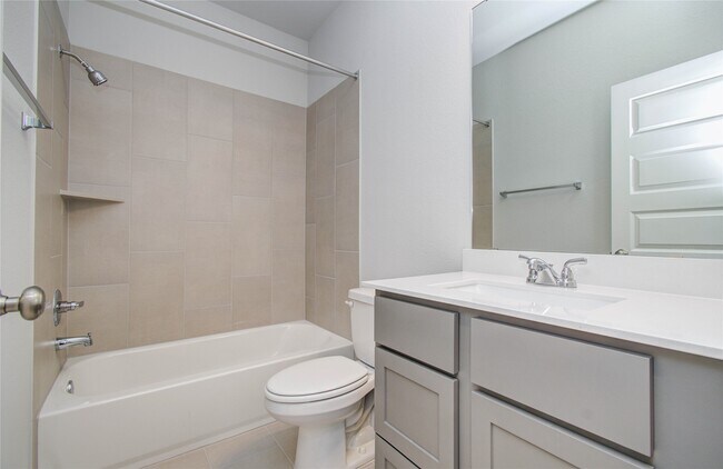 Building Photo - 10731 Aquila Star Dr