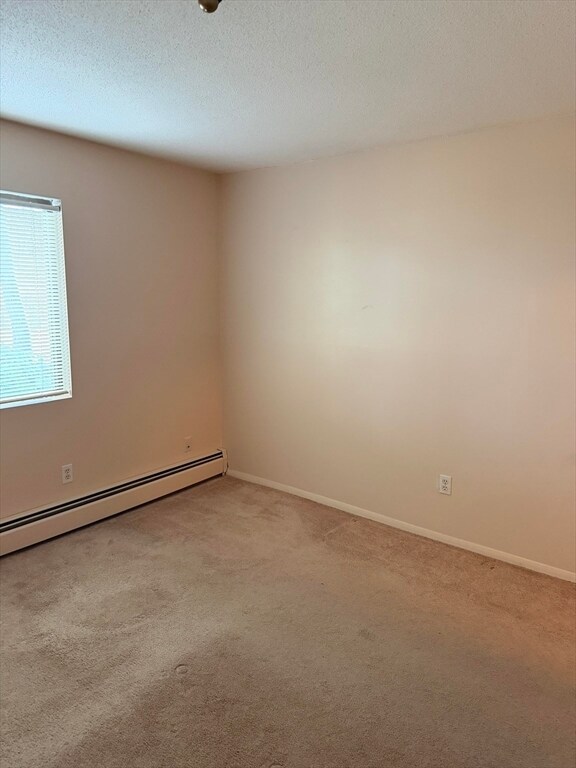 Building Photo - 147 Sylvan St