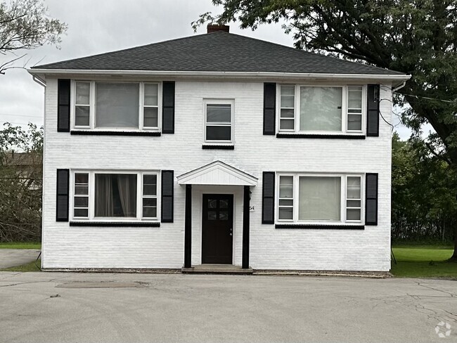 Building Photo - 6064 Transit Rd