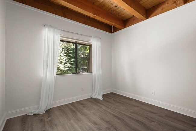 Building Photo - Incline Village: Condo - 3 Bedrooms, 2 Full Bathrooms, 1 Car Garage, Low Elevation, Centrally Loc...