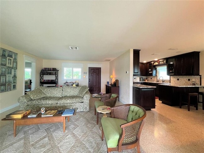 Building Photo - 17045 Dolphin Dr