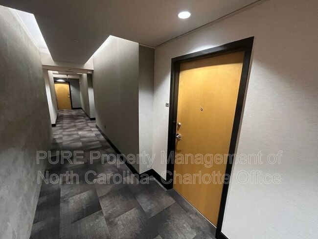 Building Photo - 210 N Church St