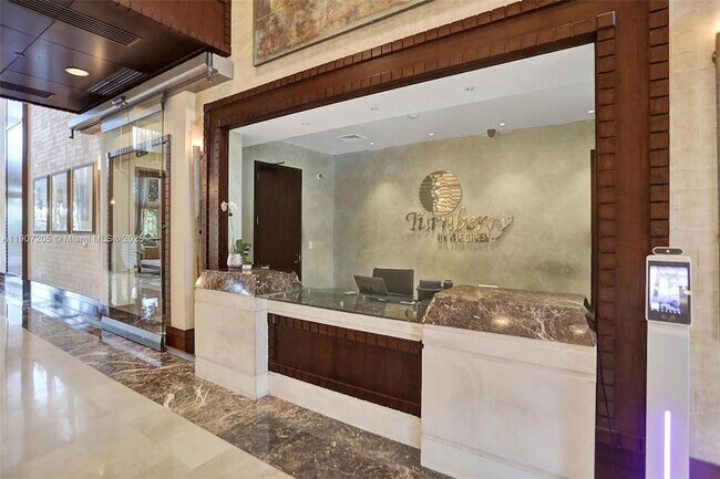 Building Photo - 19501 W Country Club Dr