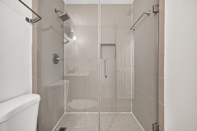 Building Photo - 6807 Lauderwick Ct