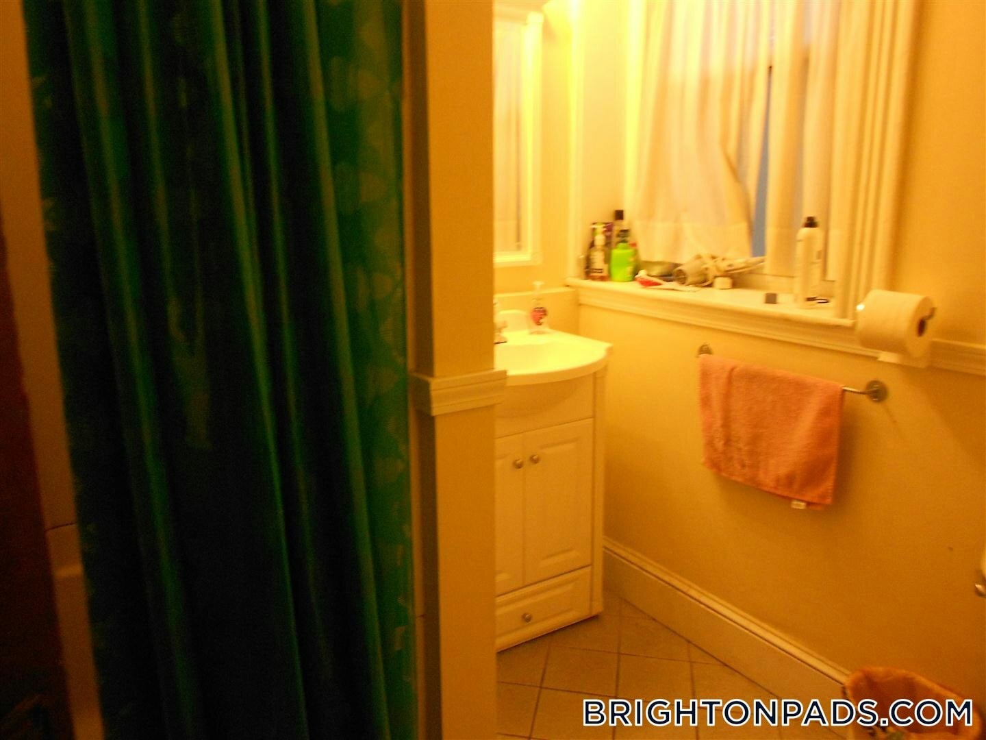 Building Photo - 1719 Commonwealth Ave