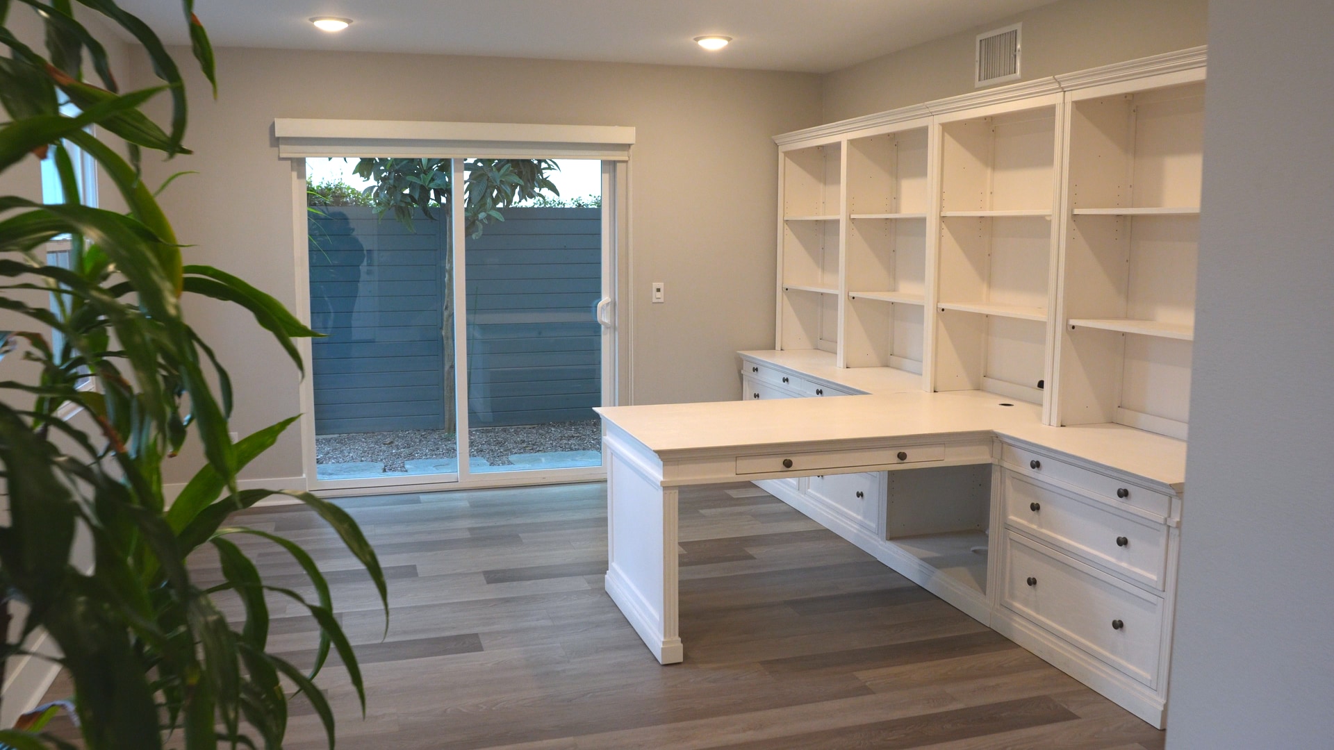 Building Photo - 855 Home Ave