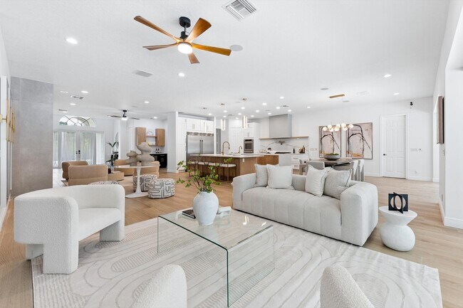 Building Photo - 8717 Estate Dr