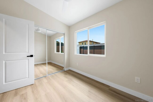 Building Photo - 5515 Lauretta St