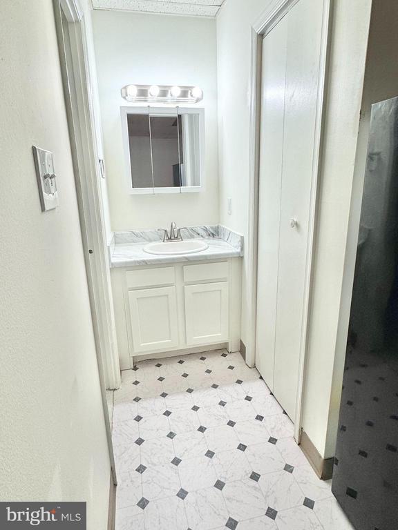 Building Photo - 3030 Wisconsin Ave NW