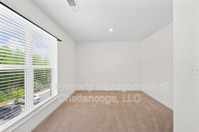 Building Photo - 4154 Tillie Cir