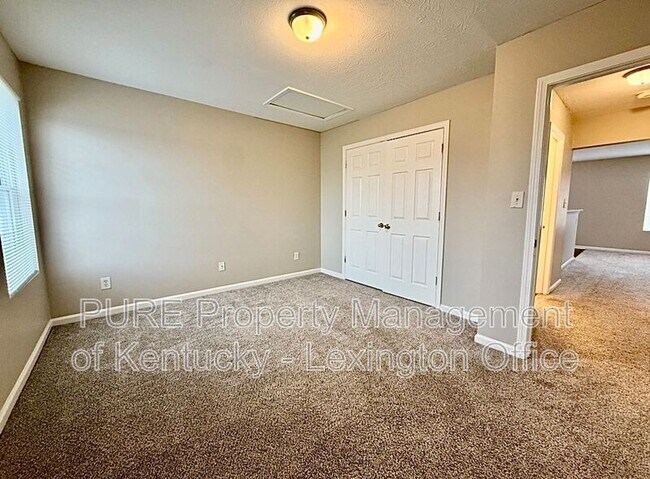 Building Photo - 137 Grinder Ct