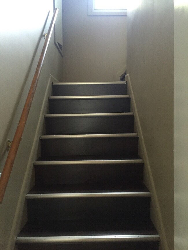 Building Photo - Cozy 3 bedroom 2bath Bungalow in nice Redford neighborhood