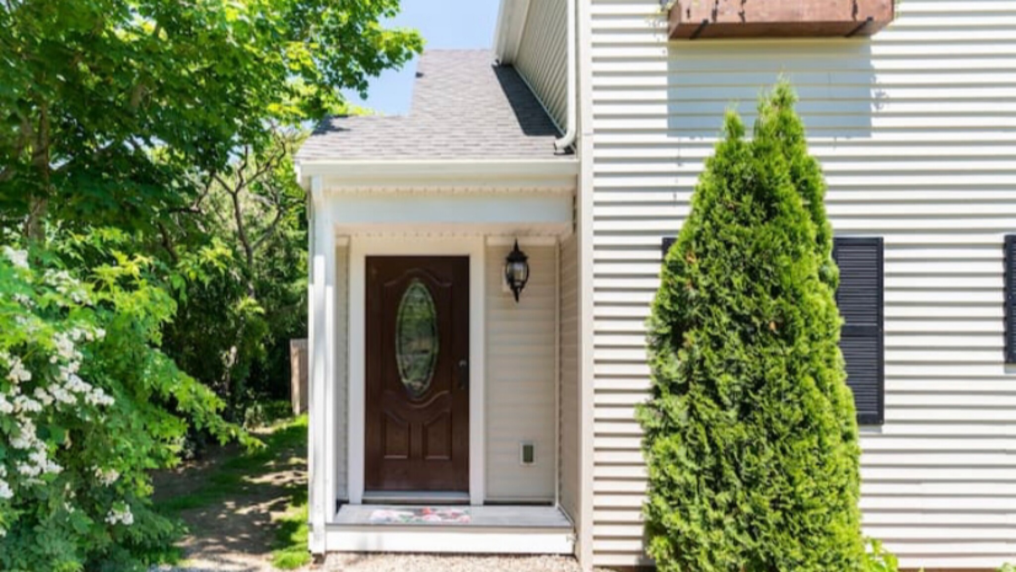 Building Photo - 7 Cushing Dr