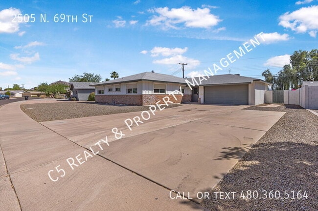 Building Photo - 2505 N 69th St