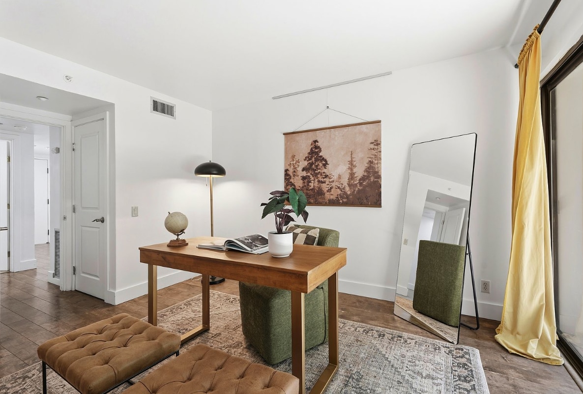 Guest Bedroom/Office - 500 N St