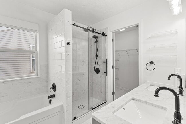 Building Photo - 6140 Ashtead Dr