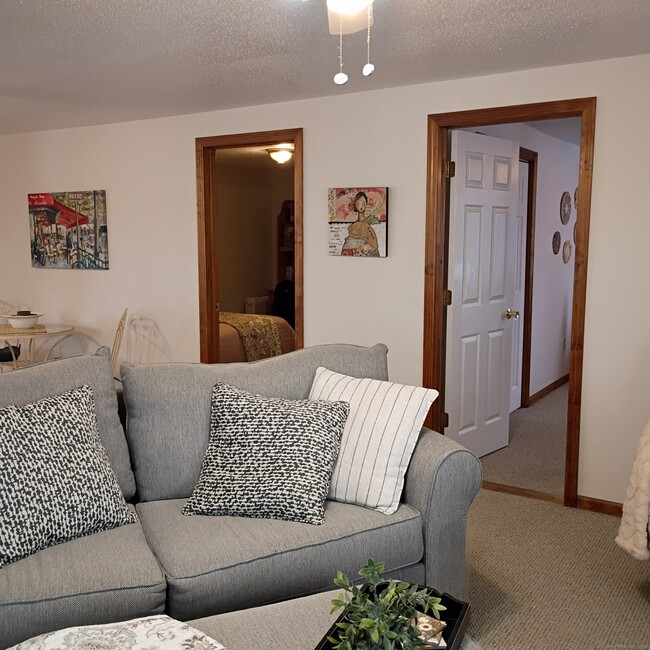 Building Photo - 59 View St