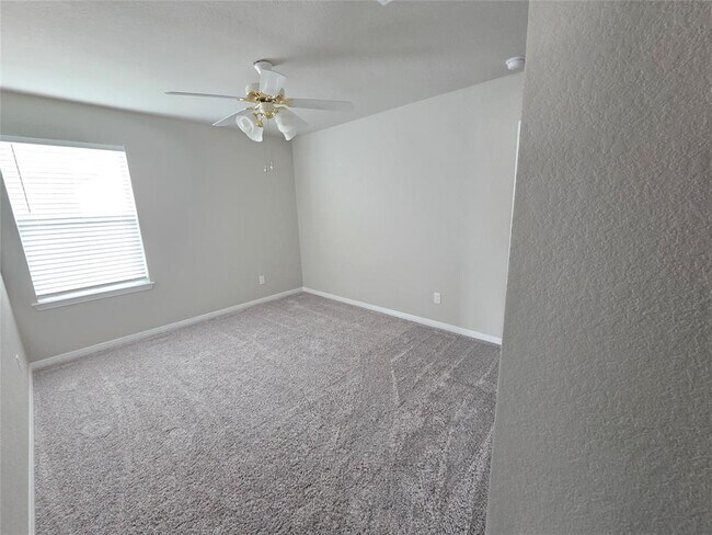 Building Photo - 1604 Homestead Farms Dr