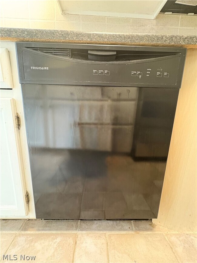 Building Photo - 6770 Chaffee Ct