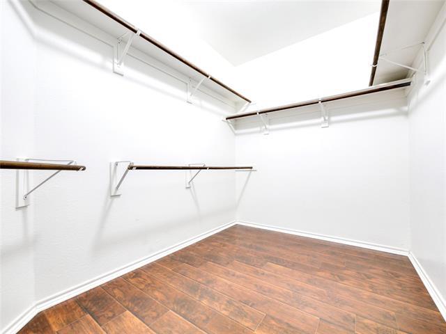 Building Photo - 6925 Red Bluff Dr