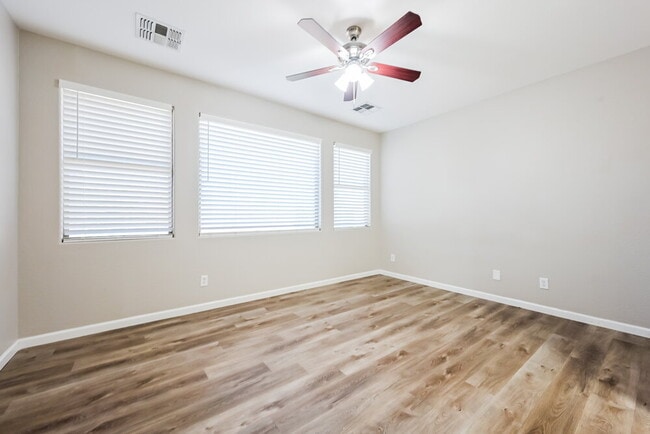 Building Photo - 43240 N Whisper Ln