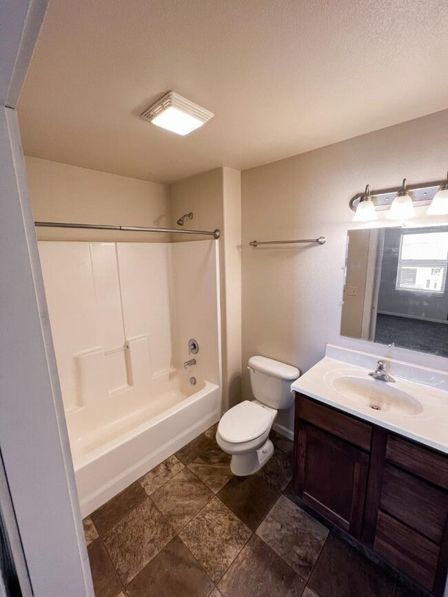 Building Photo - 2939 Aspen Dr