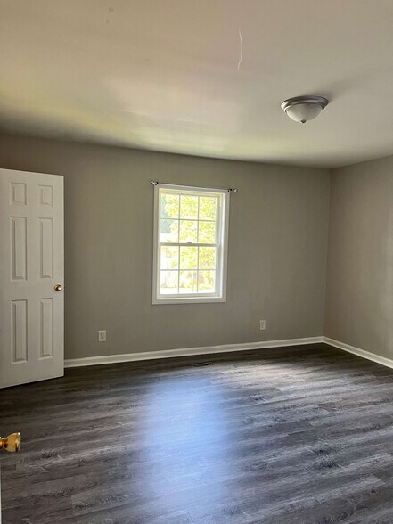 Bedroom 1 - 6 Sidbrook Ct
