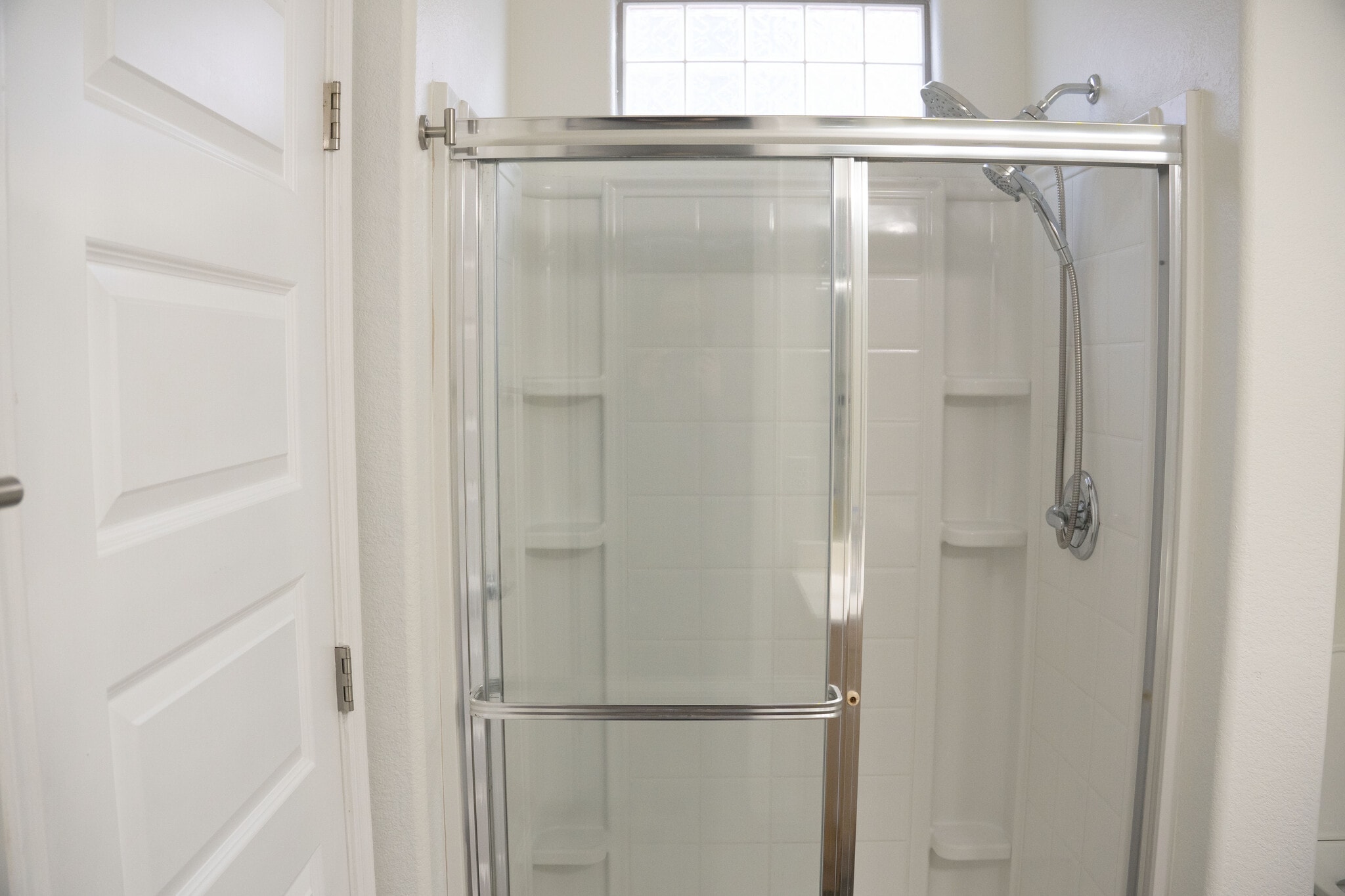 Building Photo - 900 S 94th St