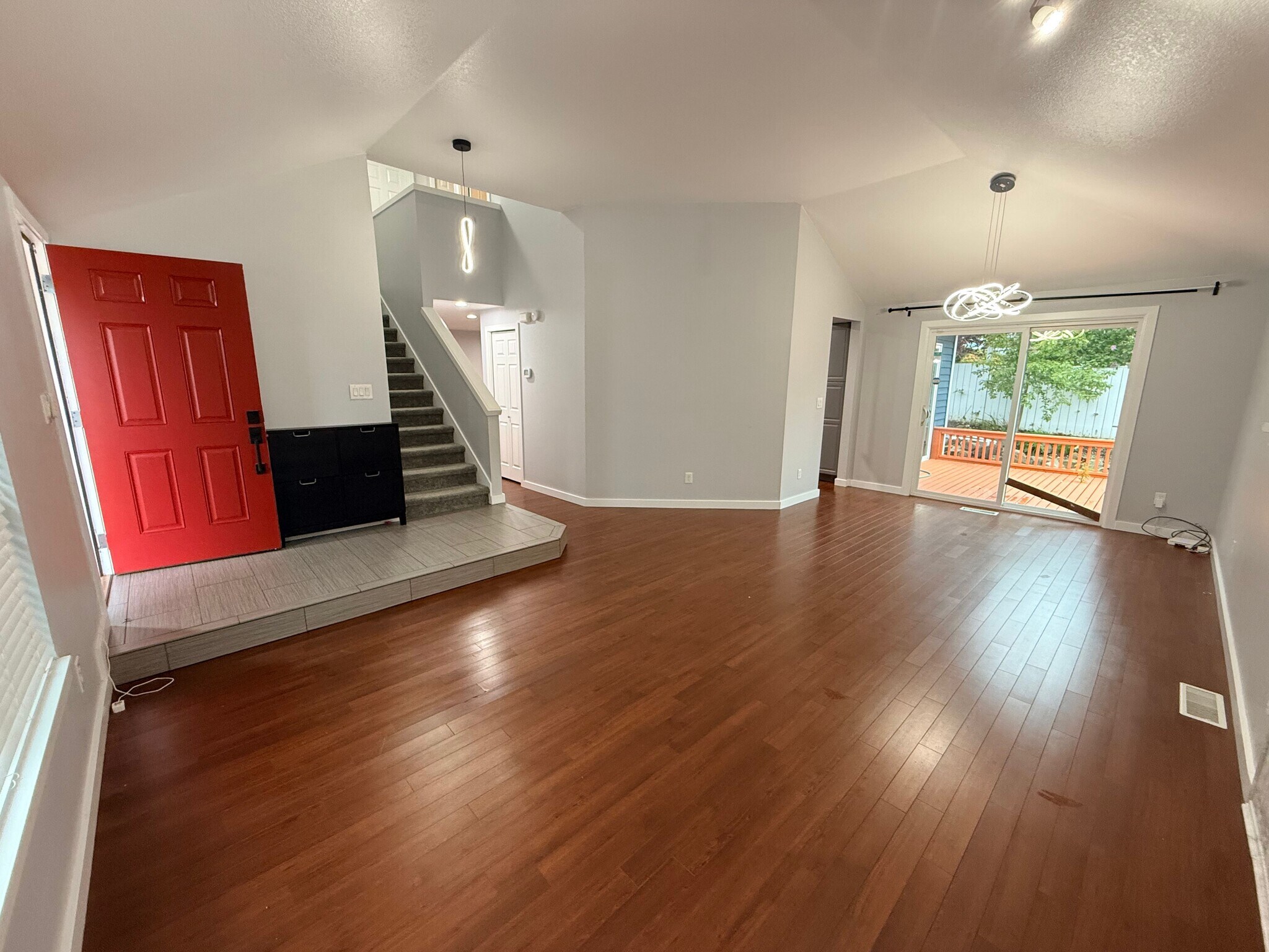 Building Photo - 27840 25th Dr S