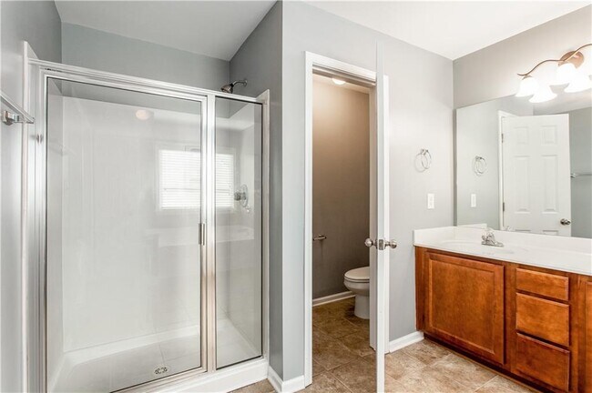 Building Photo - 1345 Winshire Cove