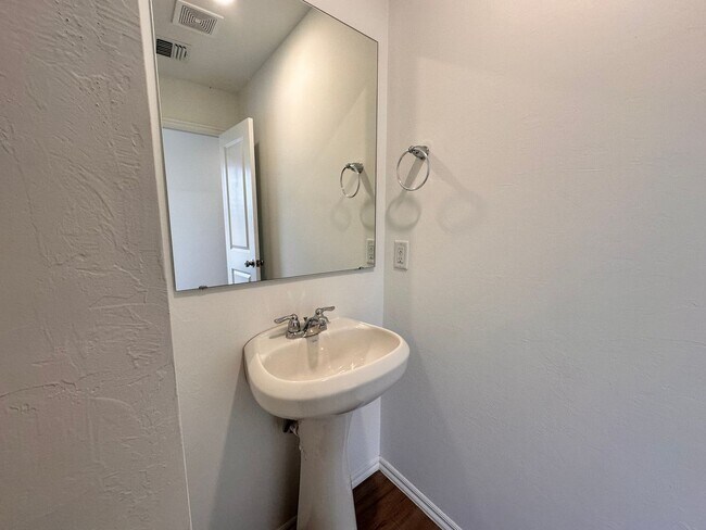 Building Photo - New 3 bedroom 2 1/2 bath home - Move in Deposit-Free! (If Qualified)